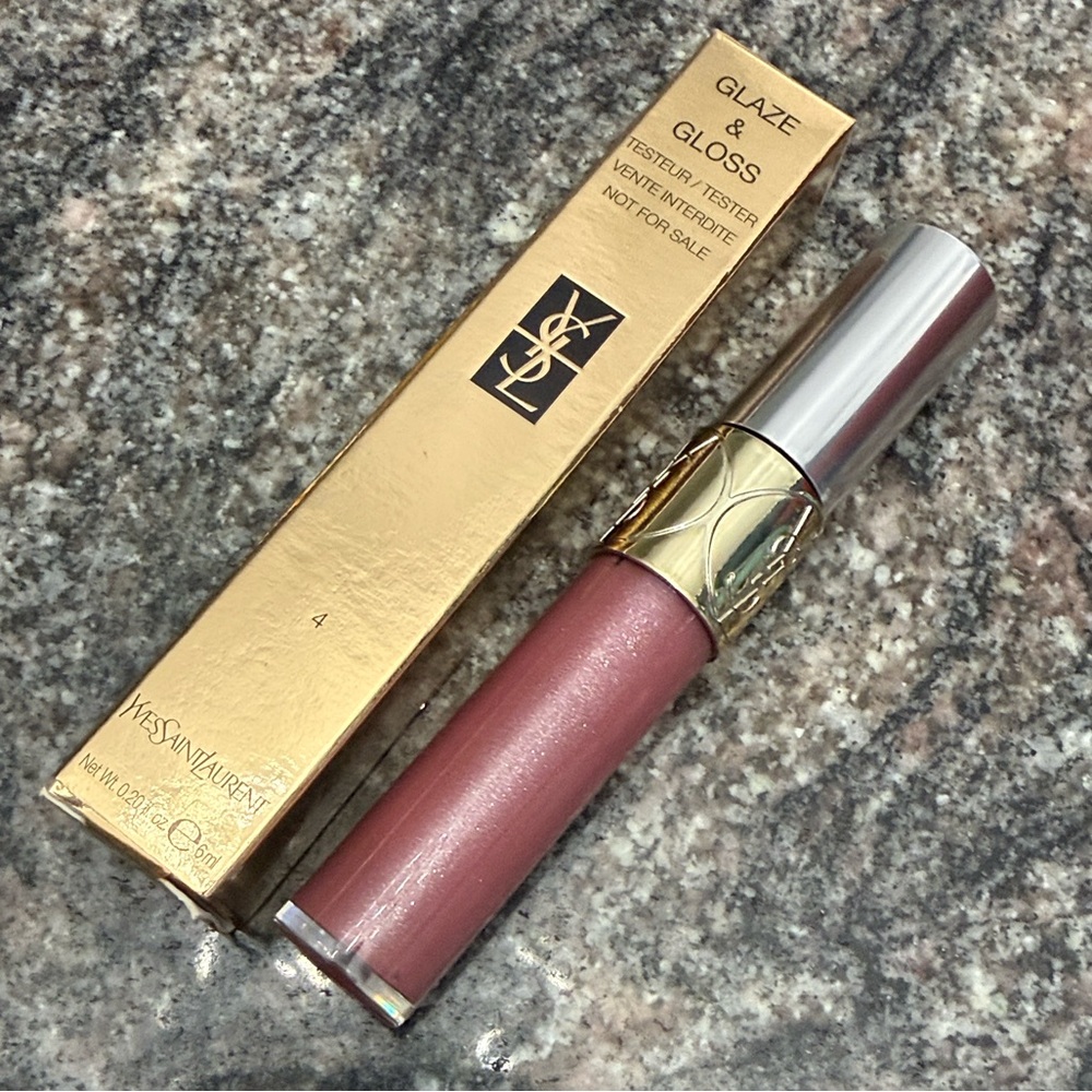 Yves Saint Laurent Glaze & Gloss in Pink next door  Shade 4